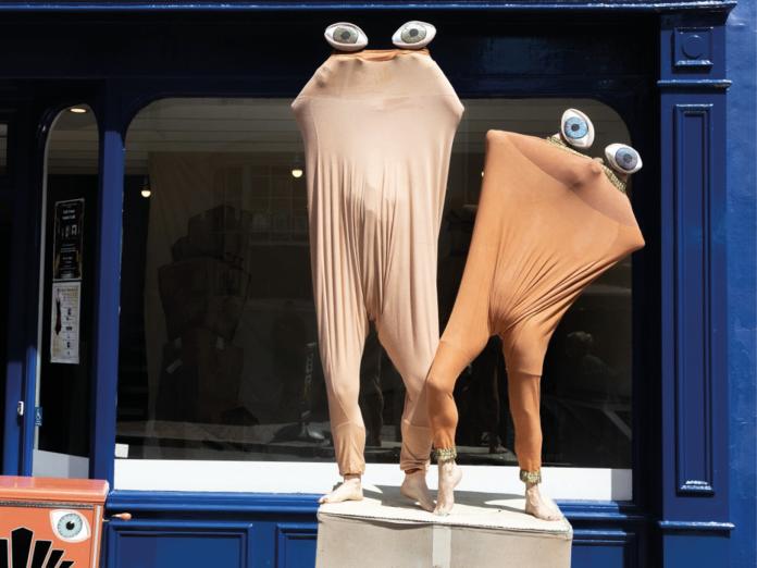 Billede fra forestillingen 'Box' med teatret Circo Rum Ba Ba